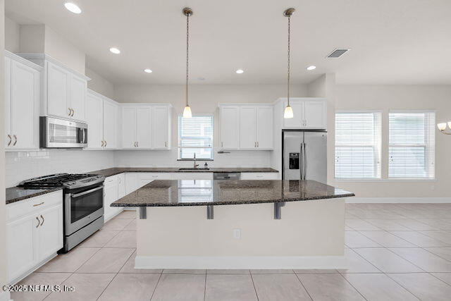 Building Photo - 61 Spindrift Ct