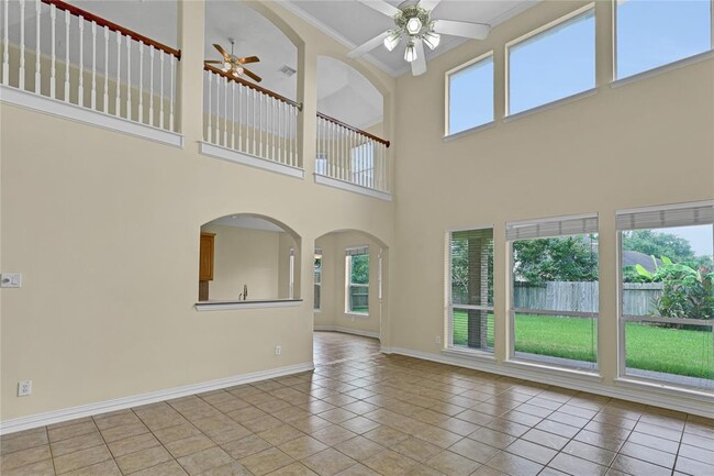 Building Photo - 2416 Spoonbill Dr