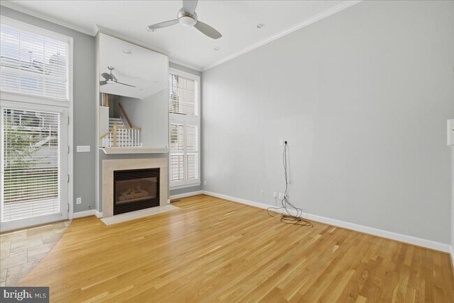 Building Photo - 10249 Winged Elm Cir