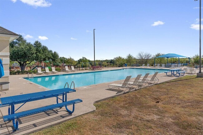 Building Photo - 11224 Dunlop Terrace