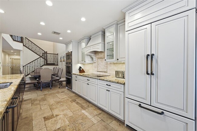 Building Photo - 21944 Town Pl Dr