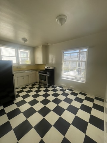 can fit large table for work / meals - 7920 Norton Ave