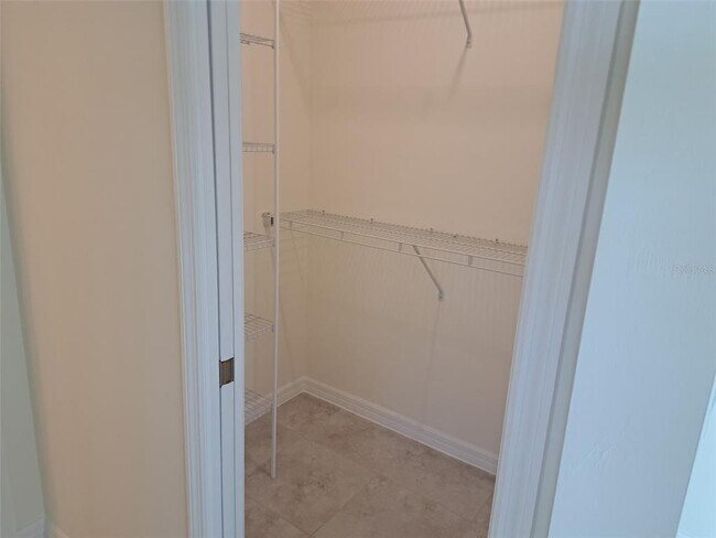 Building Photo - 138 Jade St