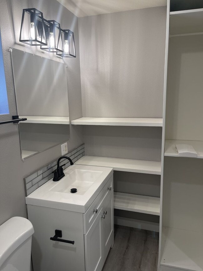 Building Photo - Beautiful single family home in peaceful Granite Bay, huge yard and upgrades!!