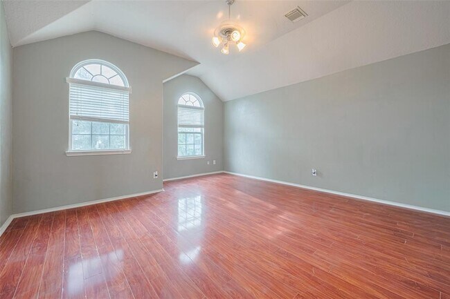 Building Photo - 11030 KNOBBLEY Oak Ct