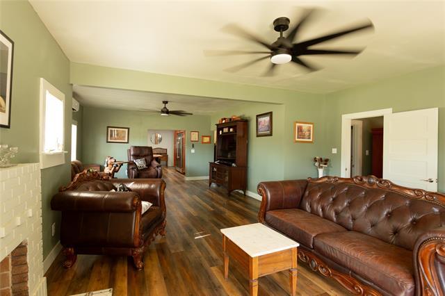 Building Photo - 340 E 3rd St