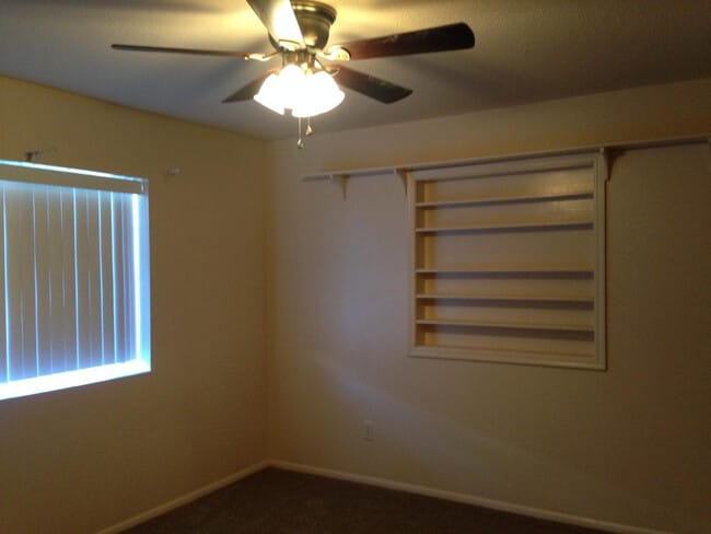Building Photo - 1853 E Gemini Dr