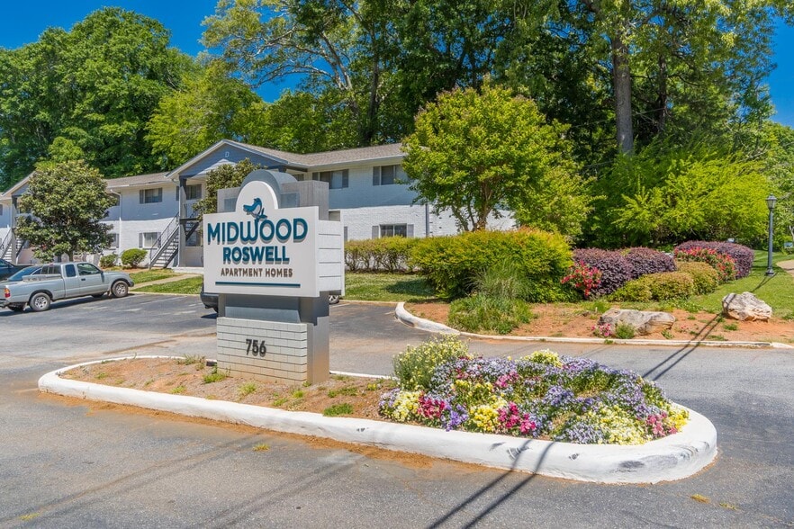 Midwood Roswell Apartments 756 Mimosa Blvd Roswell GA 30075 Apartment Finder