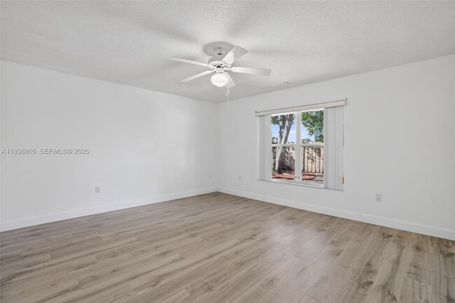 Building Photo - 14300 SW 152nd Pl