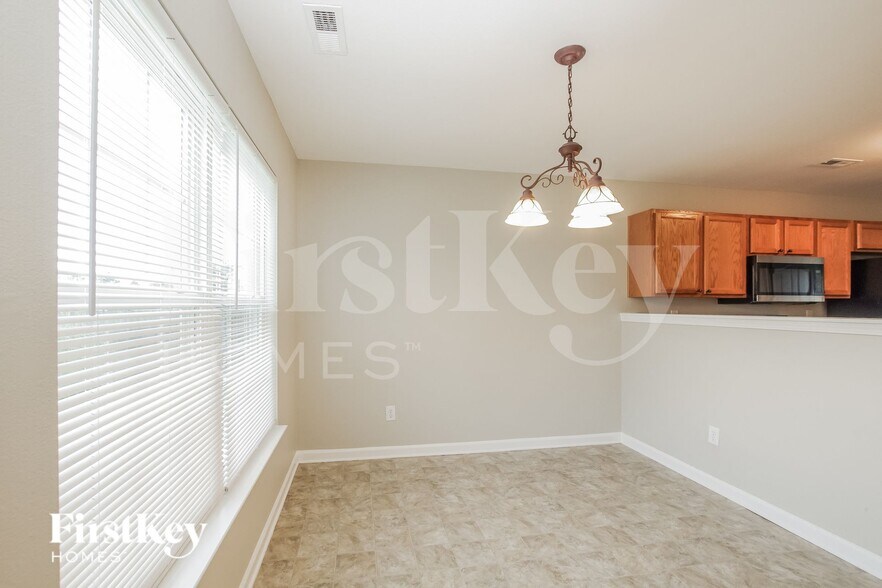 Building Photo - 11720 Winter Pine Ln