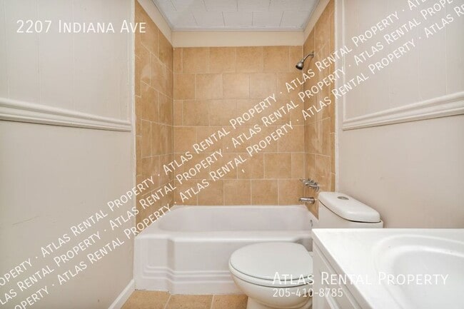 Building Photo - 2207 Indiana Ave