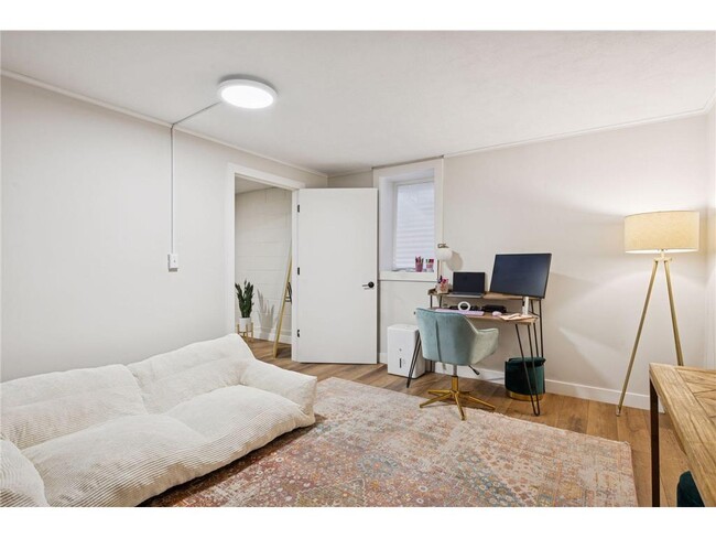 Building Photo - 3513 Emerson Ave S