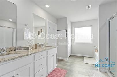 Building Photo - 9384 Cypress Lake Dr