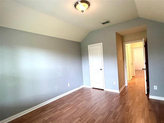 Building Photo - 9404 Caliente Dr