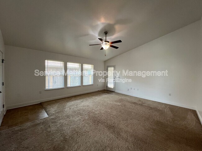 Building Photo - 4496 Fiske St