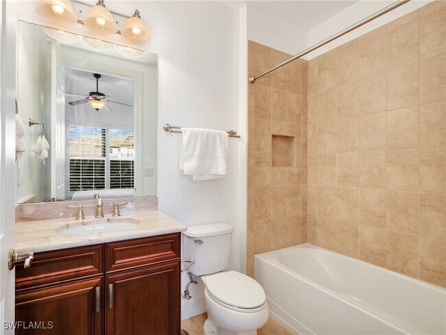 Building Photo - 8060 Players Cove Dr