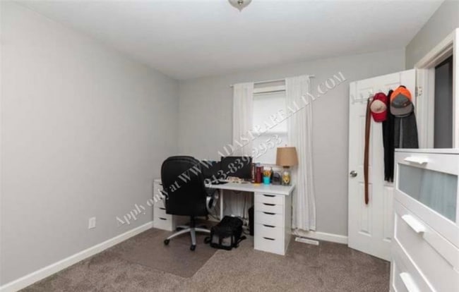 Building Photo - Updated 3 Bed 2 Bath Home in Gardner - Available in JULY!!