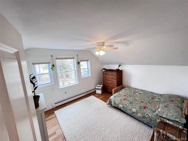 Building Photo - 16 Yeoman Ln