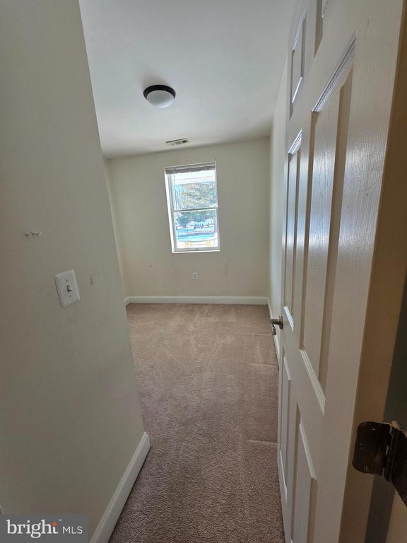 Building Photo - 1342 Edna Rd