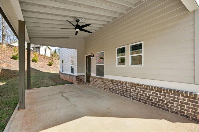 Building Photo - 1226 Bloomsbury Ln