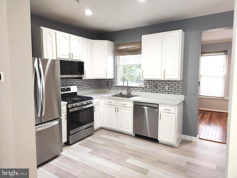 Building Photo - 7903 Canter Ct