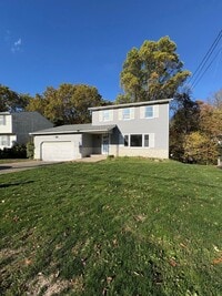 Building Photo - Three bedroom two bathroom home for rent