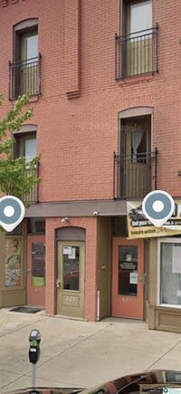 Building Photo - 829 E 4th St