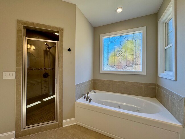 Building Photo - Traemoor At Lakewood