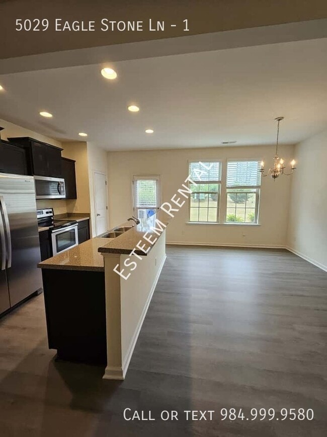 Building Photo - 5029 Eagle Stone Lane