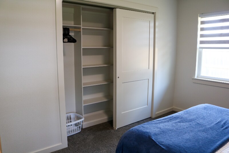 Building Photo - 805 SW 2nd St