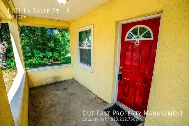 Building Photo - 1151 La Salle St