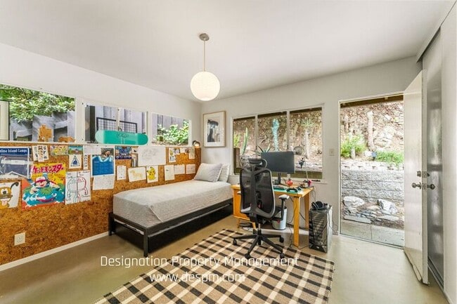 Building Photo - 1716 Putney Rd