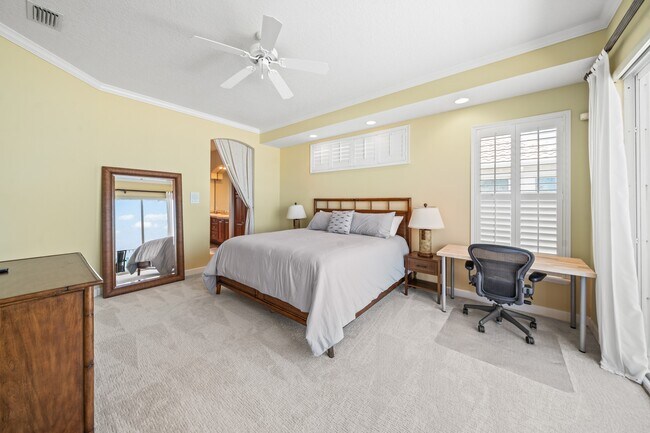 Building Photo - 7585 Jimmy Buffett Mem Hwy