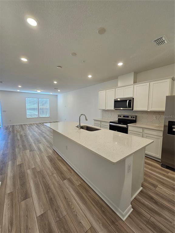 Building Photo - 11483 Harborview St