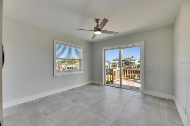 Building Photo - 1025 Apollo Beach Blvd
