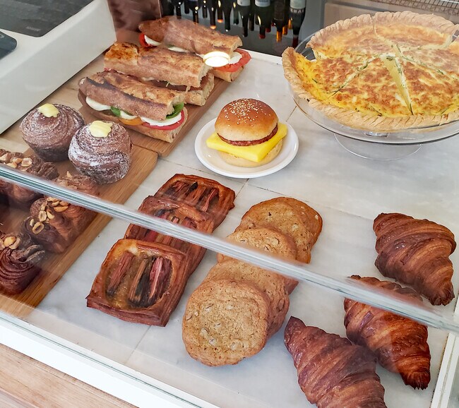 Dry Storage Bakery - 3401 Arapahoe Ave