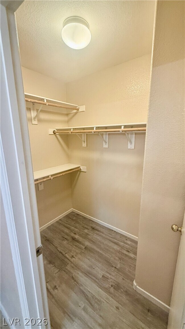 Building Photo - 6044 Salsbury Cove Dr