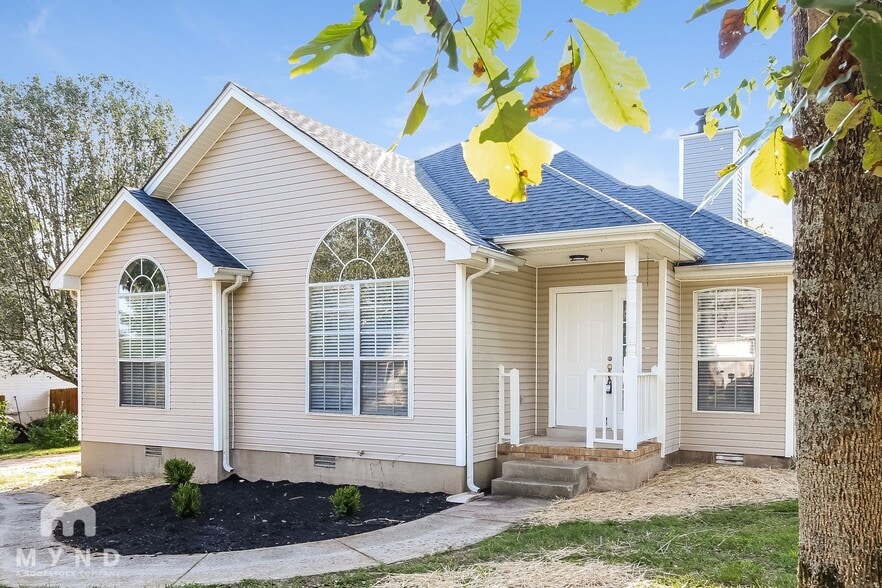 Primary Photo - 308 Pine Ridge Ln