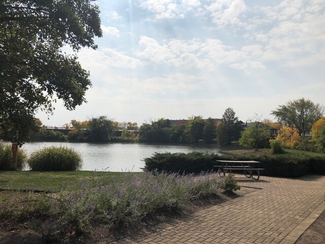 Building Photo - 6156 Knoll Way Dr