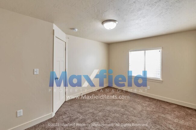 Building Photo - Eagle Mountain 4+ Bed 4 Bath 2600 Sq Ft 2 ...