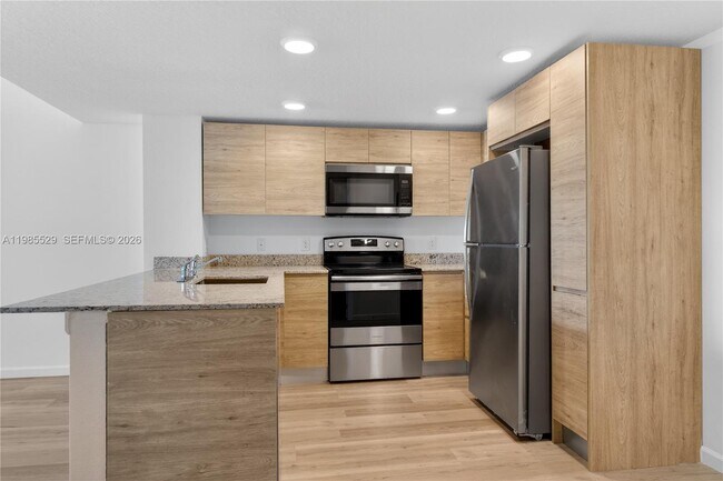 Building Photo - 1230 Southstation Pl