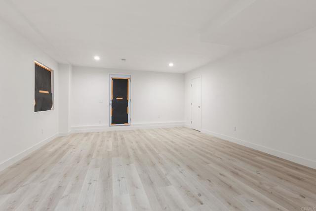 Building Photo - 2916 Anaheim St