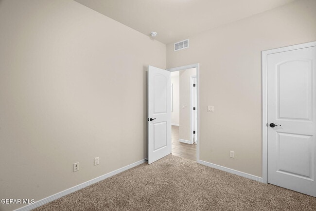 Building Photo - 14735 Pebble Hills Blvd