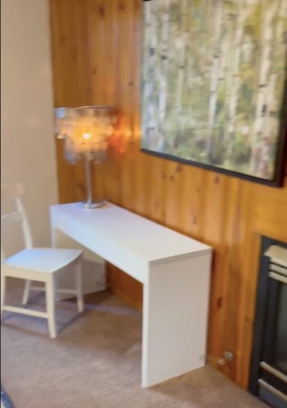 Dedicated work space - 1440 Eudora St