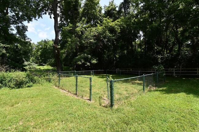 Building Photo - 2706 Christy Ave