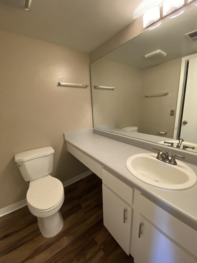 Building Photo - 4866 S Dudley St