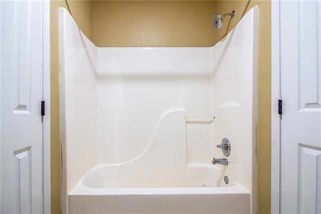 Building Photo - 1112 Windsor St