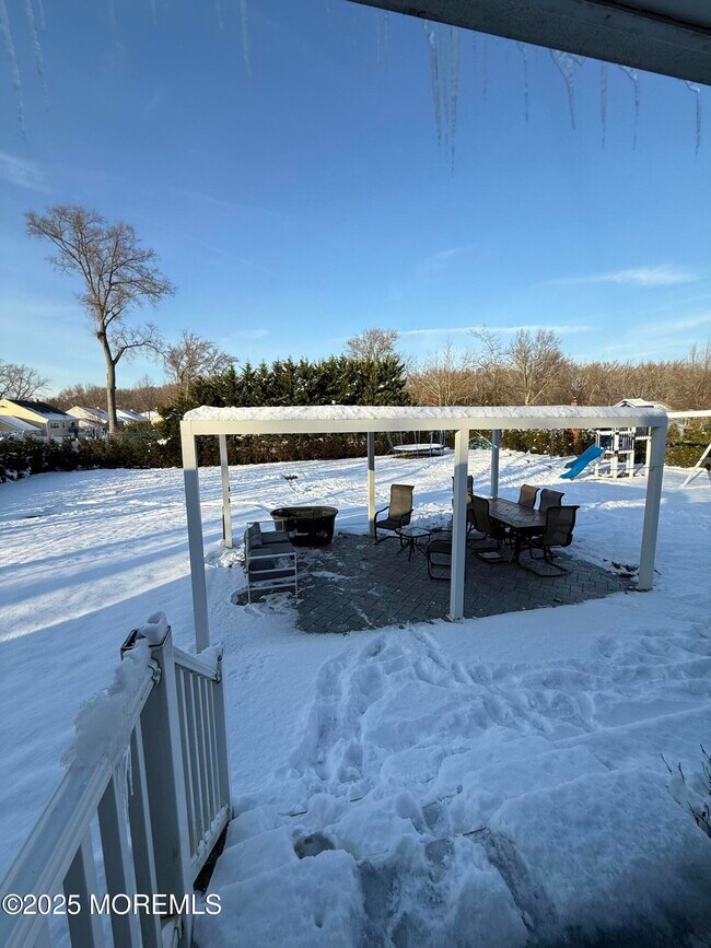 Building Photo - 1 Michaels Ct