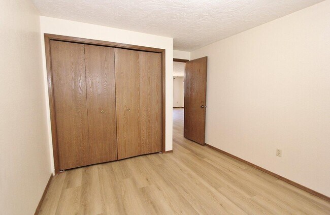 Building Photo - 1306 Poplar St