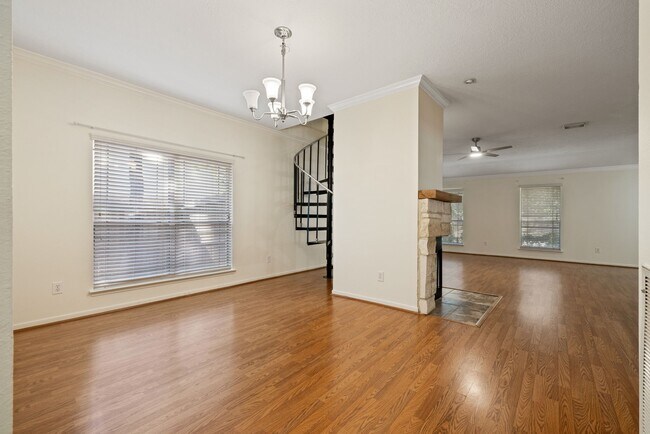 Building Photo - 98 W Trillium Cir